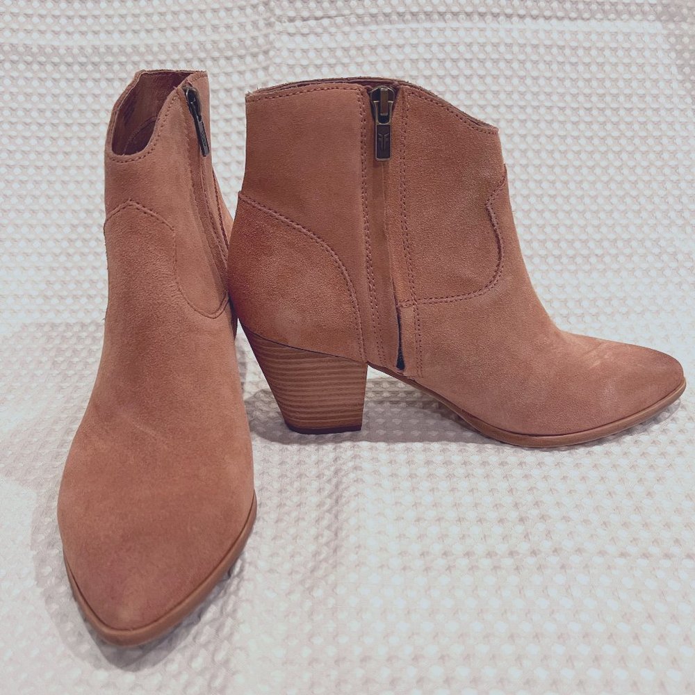 New Frye Light Pink June Suede Western Bootie Sz 9 Boho vibe